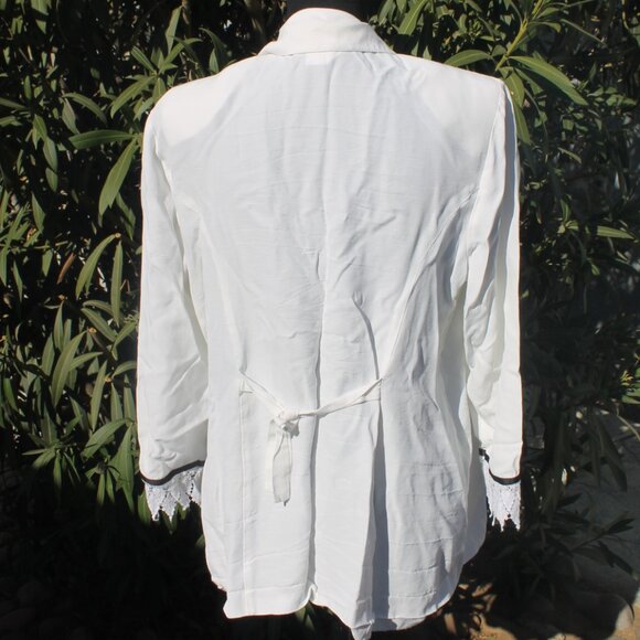 ALL THAT JAZZY MATERNITY BLACK WHITE BLOUSE SIZE MEDIUM L/S LACE TRIM VTG - Picture 10 of 12